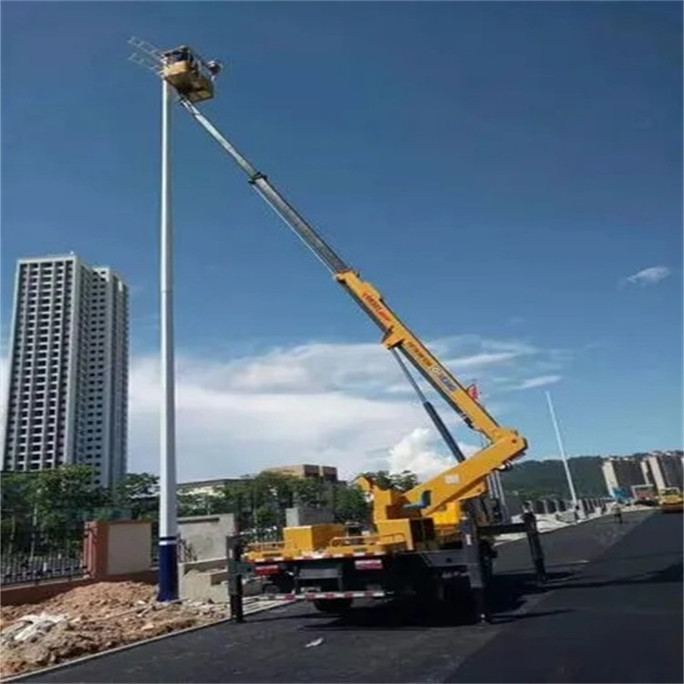 石家庄桥西维修路灯的曲臂升降车出租