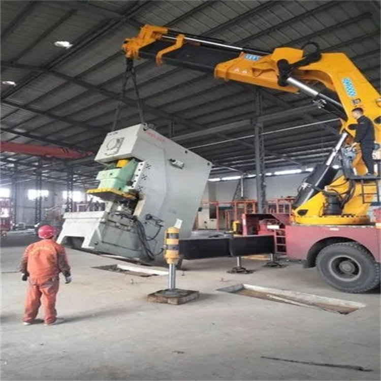 石家庄桥西80吨折臂吊车出租附近电话